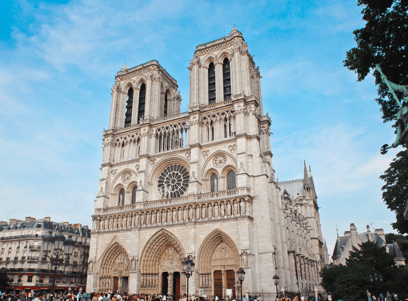 Explore The Churches Of Paris